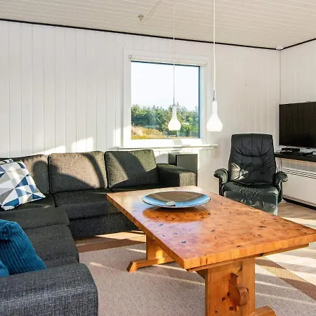 8 Person Holiday In Ringk Bing